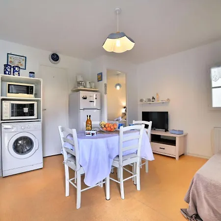 Apartment Le Hameau De L'ile By Interhome Dolus-d'Oleron